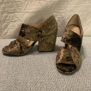 Cabi green velvet open toe heels